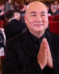 陈丽华去世1个月，73岁迟重瑞现状曝光，他果然不是“软柿子”
